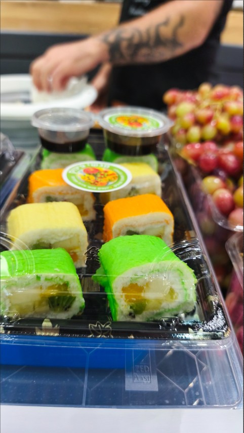 סושי פירות פינוק